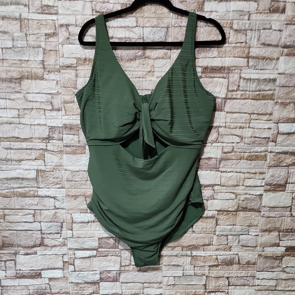 Artesands Green One-Piece Swimsuit